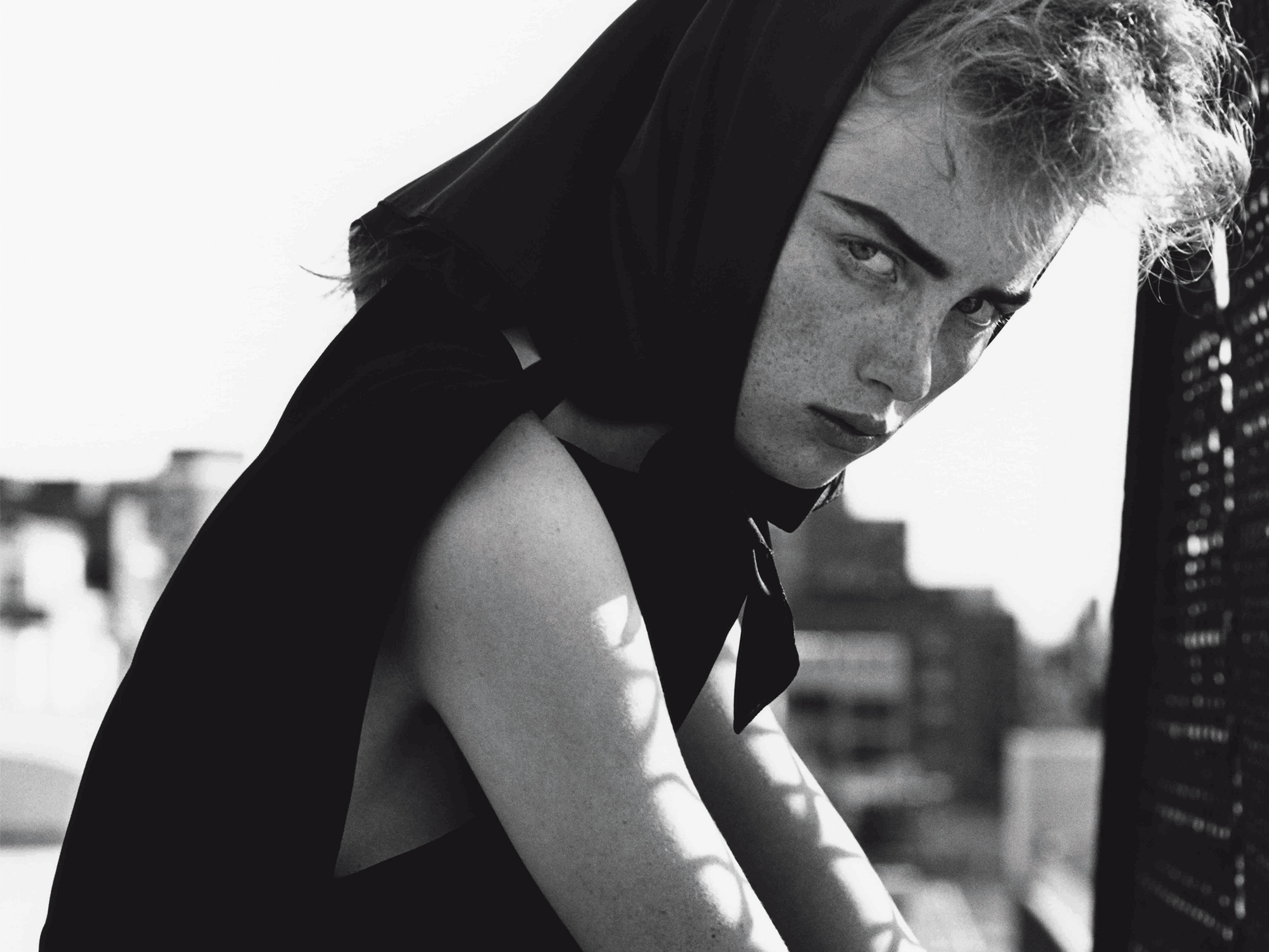 Theo Sion and Joe McKenna examine the timelessness of Azzedine Alaïa couture