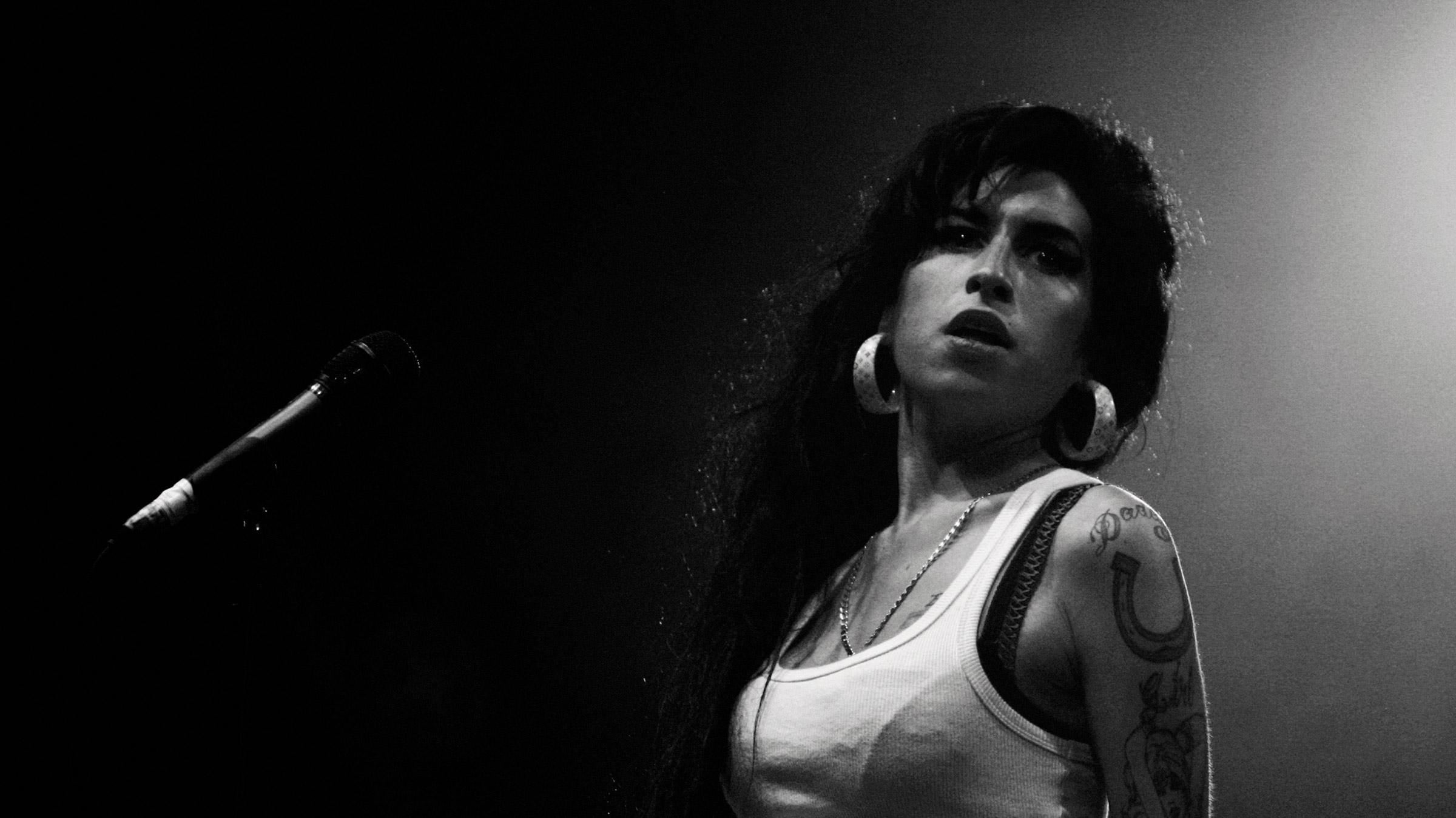 Amy Winehouse and the dead celebrity hologram industry