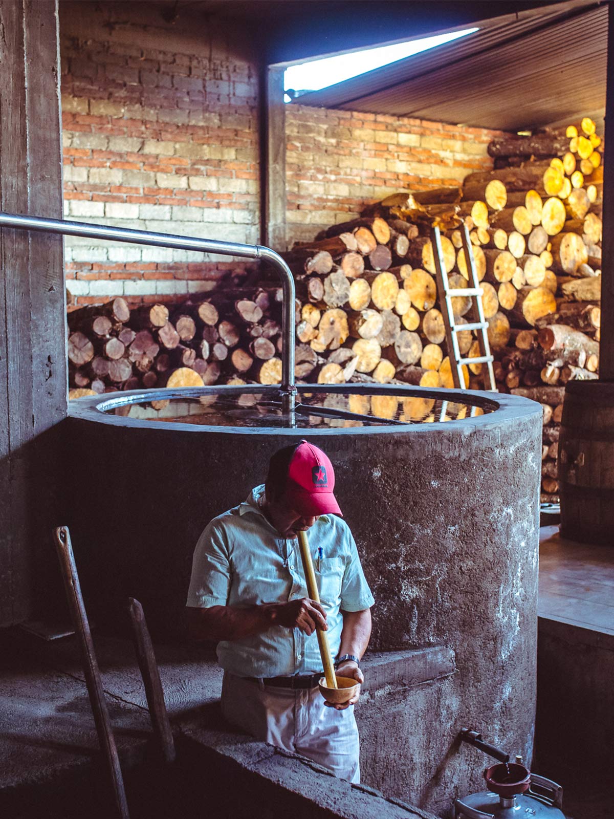 Gem & Bolt, among the guardians of mezcal