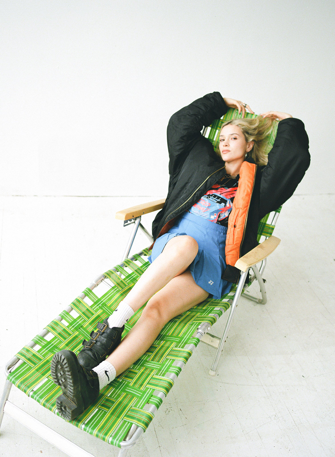 Lolo Zouaï’s tour rider: tea, essential oils, and racing jackets