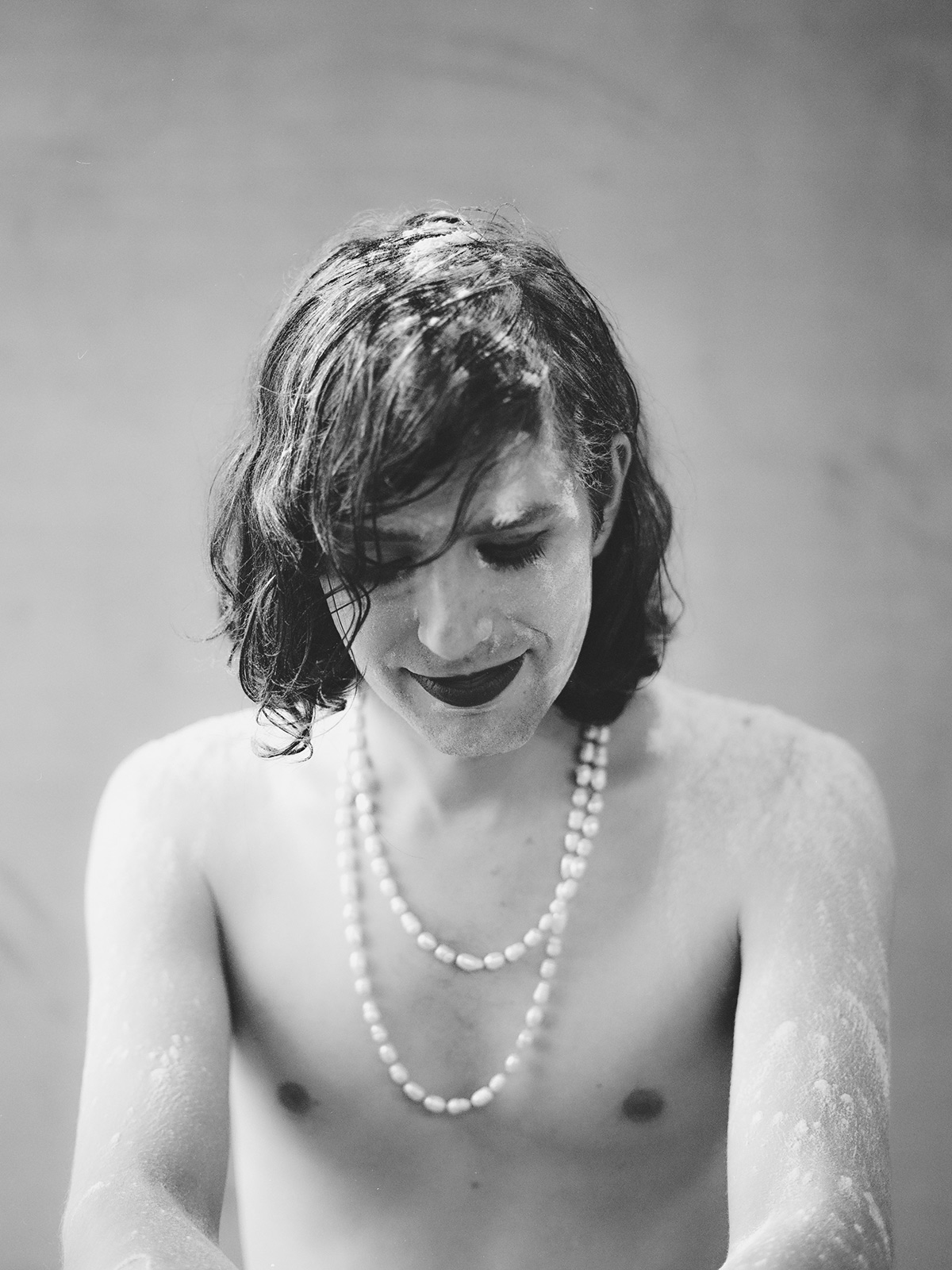 Ezra Furman channels our collective fury with the explosive ‘Twelve Nudes’