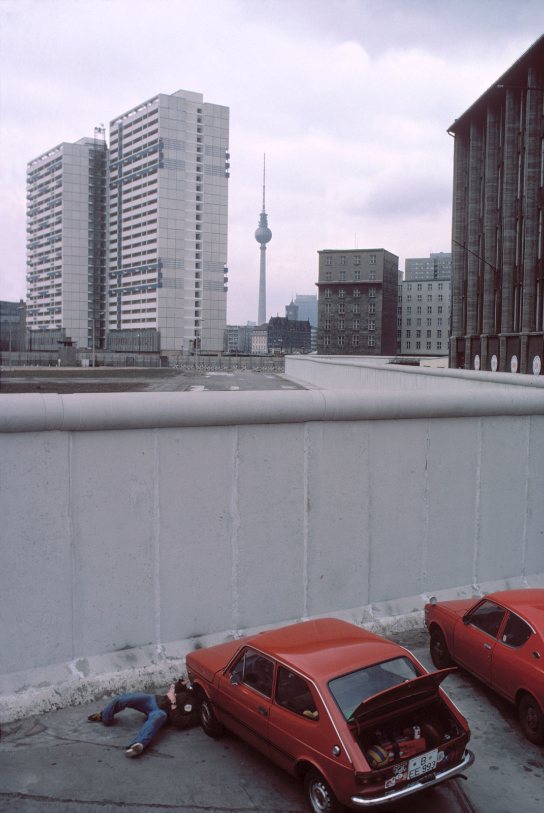 Remembering the fall of the Berlin Wall, 30 years later