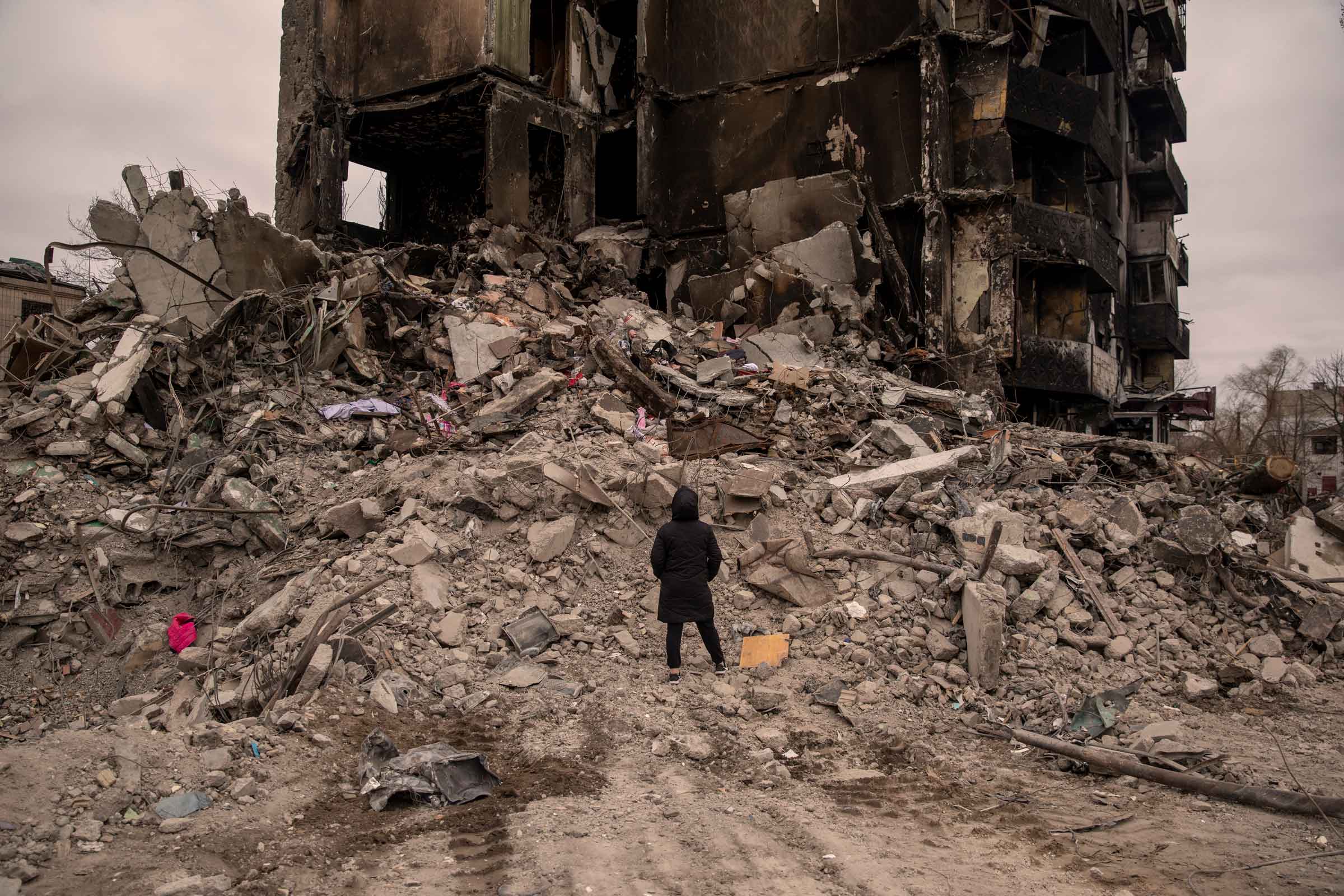 A war vocabulary: Displaced Ukrainians share fragmented stories of loss, trauma, and absurdity