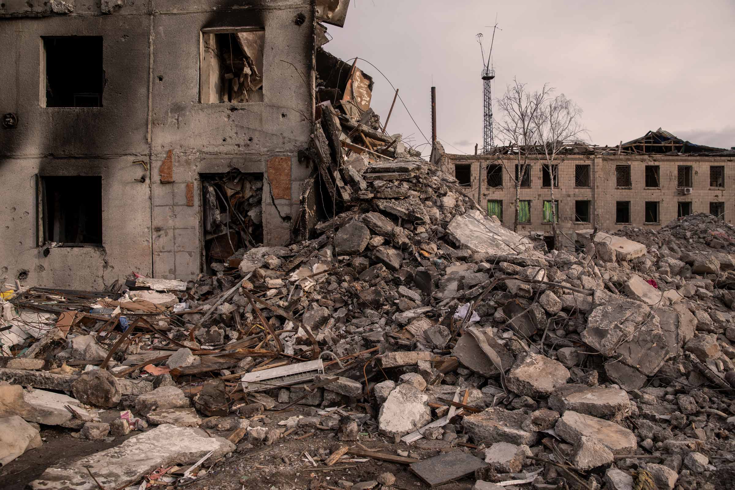 A war vocabulary: Displaced Ukrainians share fragmented stories of loss, trauma, and absurdity