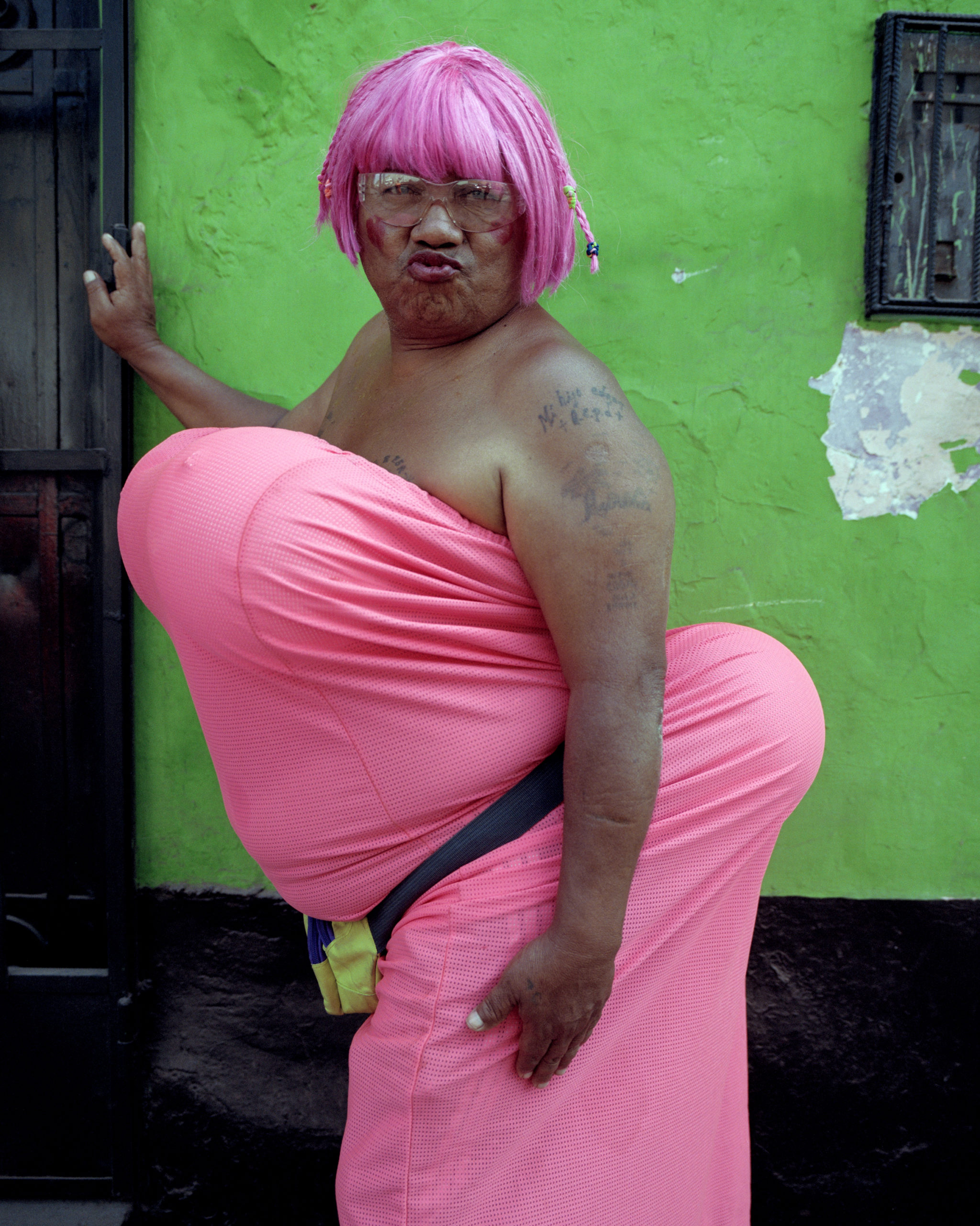 The Peruvian street performers finding cracks in Lima’s conservatism