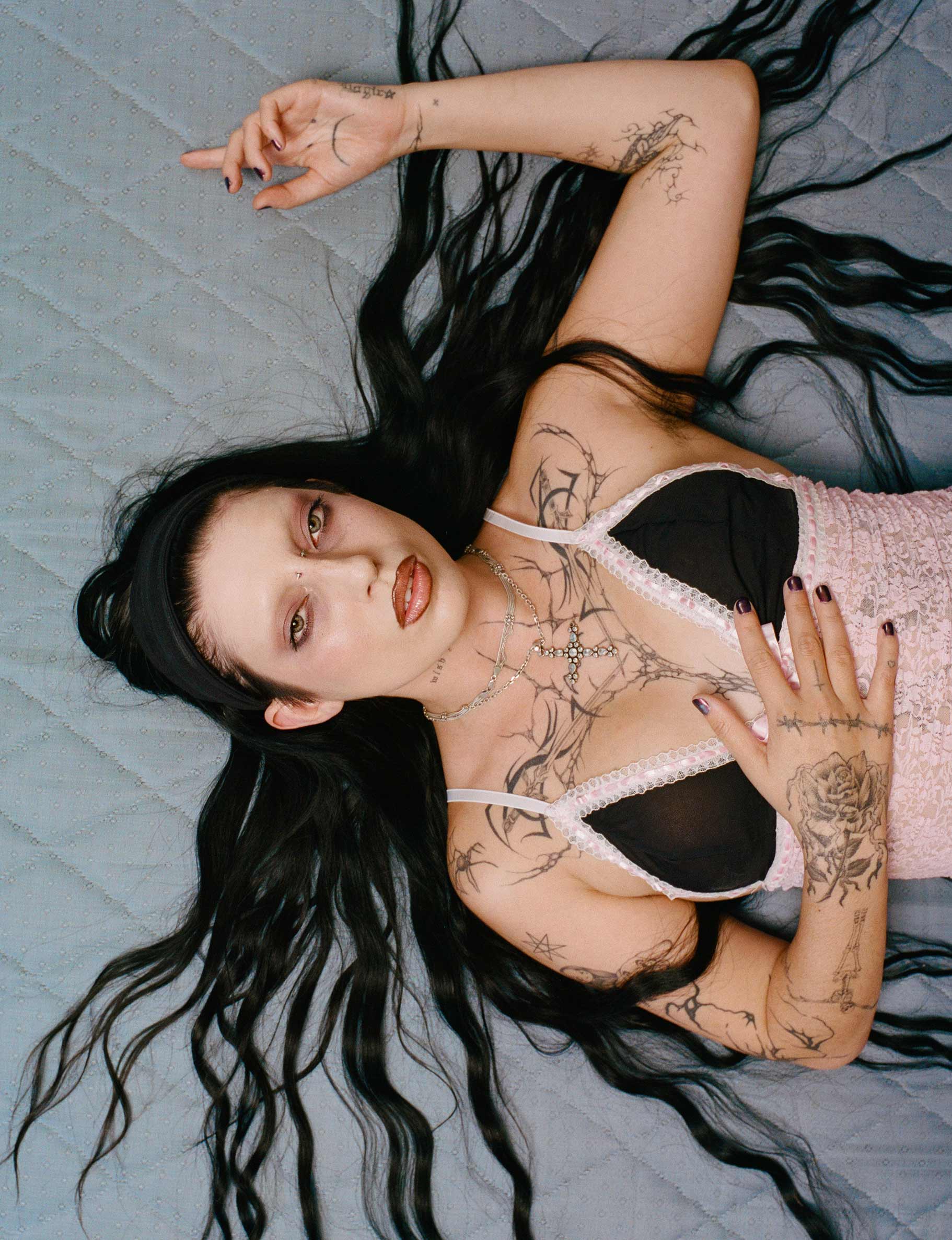 DeathbyRomy’s ‘No Mercy’ is a camp anthem for sick lovers