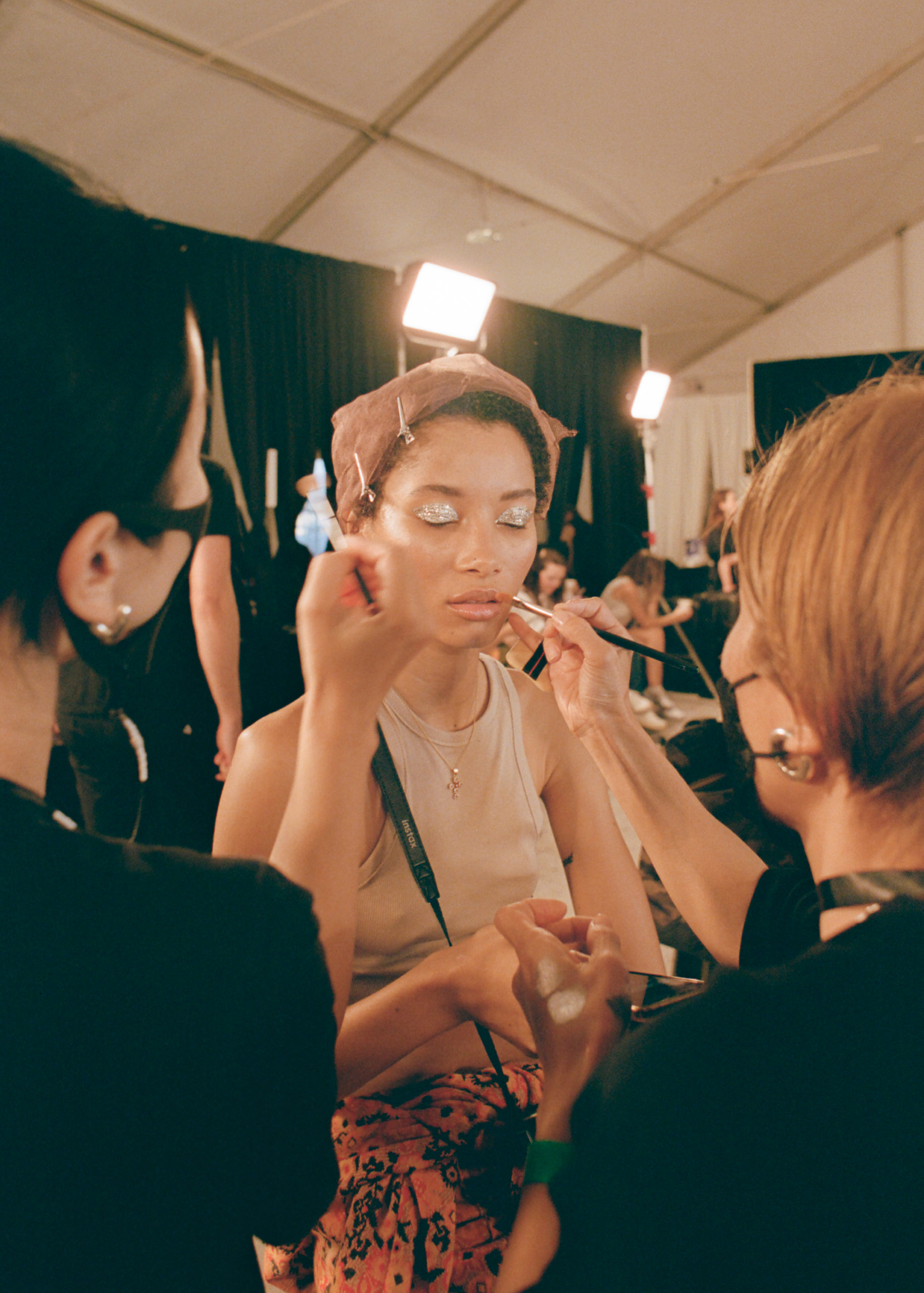 Behind the scenes at Tory Burch’s golden-hour New York Fashion Week show