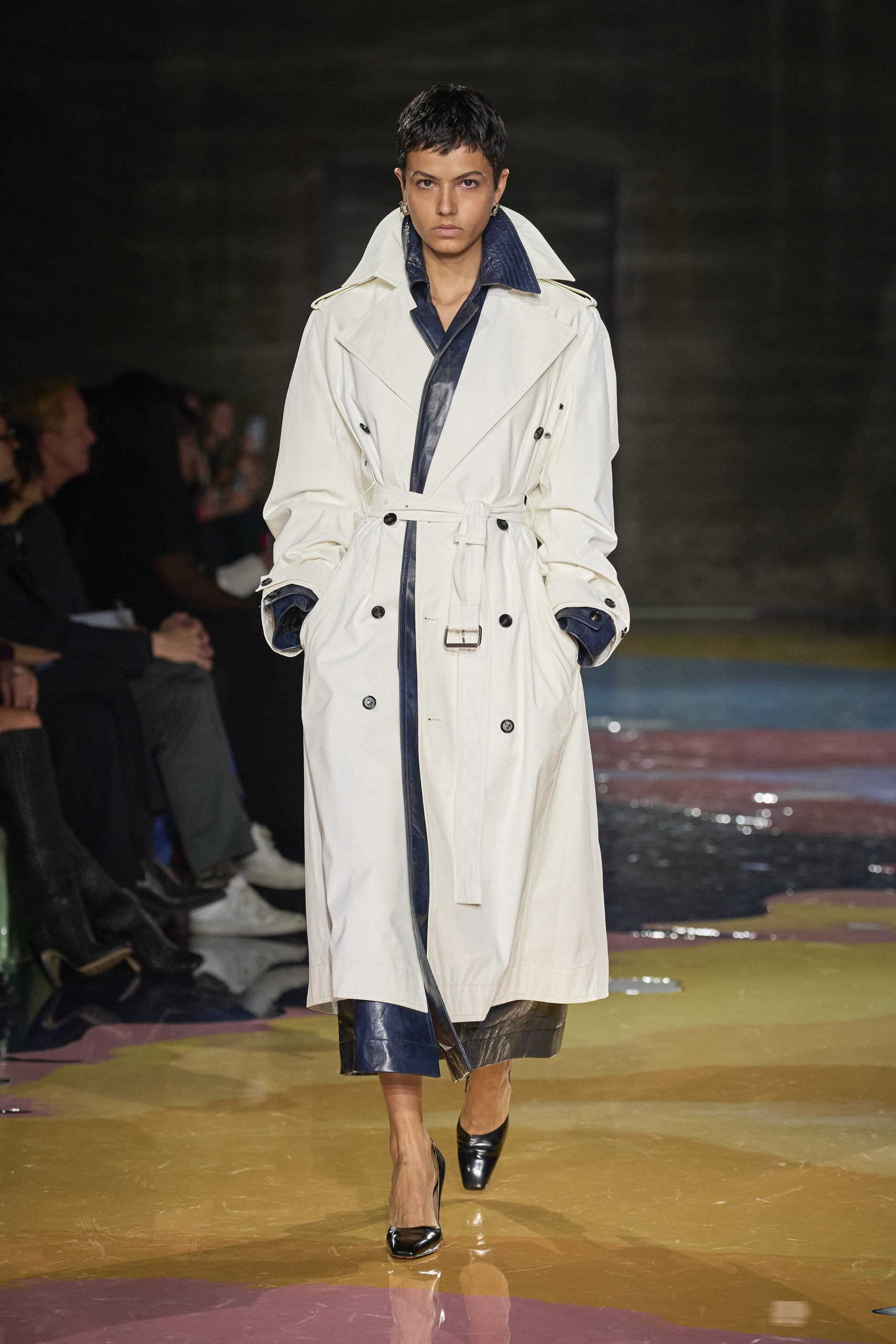 Bottega Veneta’s Spring/Summer 2023 makes the brown paper bag an object of elegance