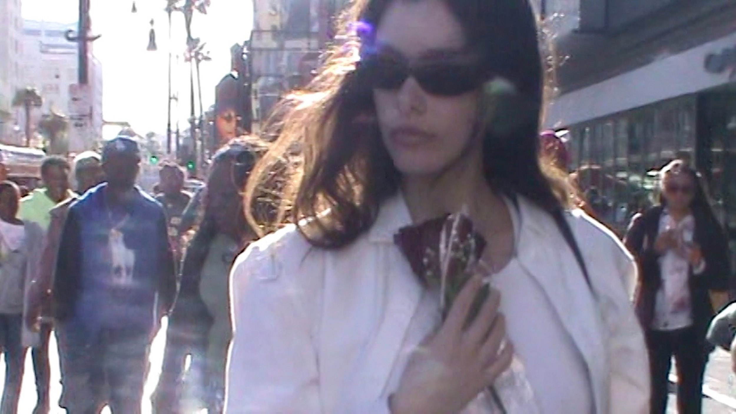 Marcela Jacobina’s ‘Love in LA’ is a bleary, impressionistic anti-fairy tale