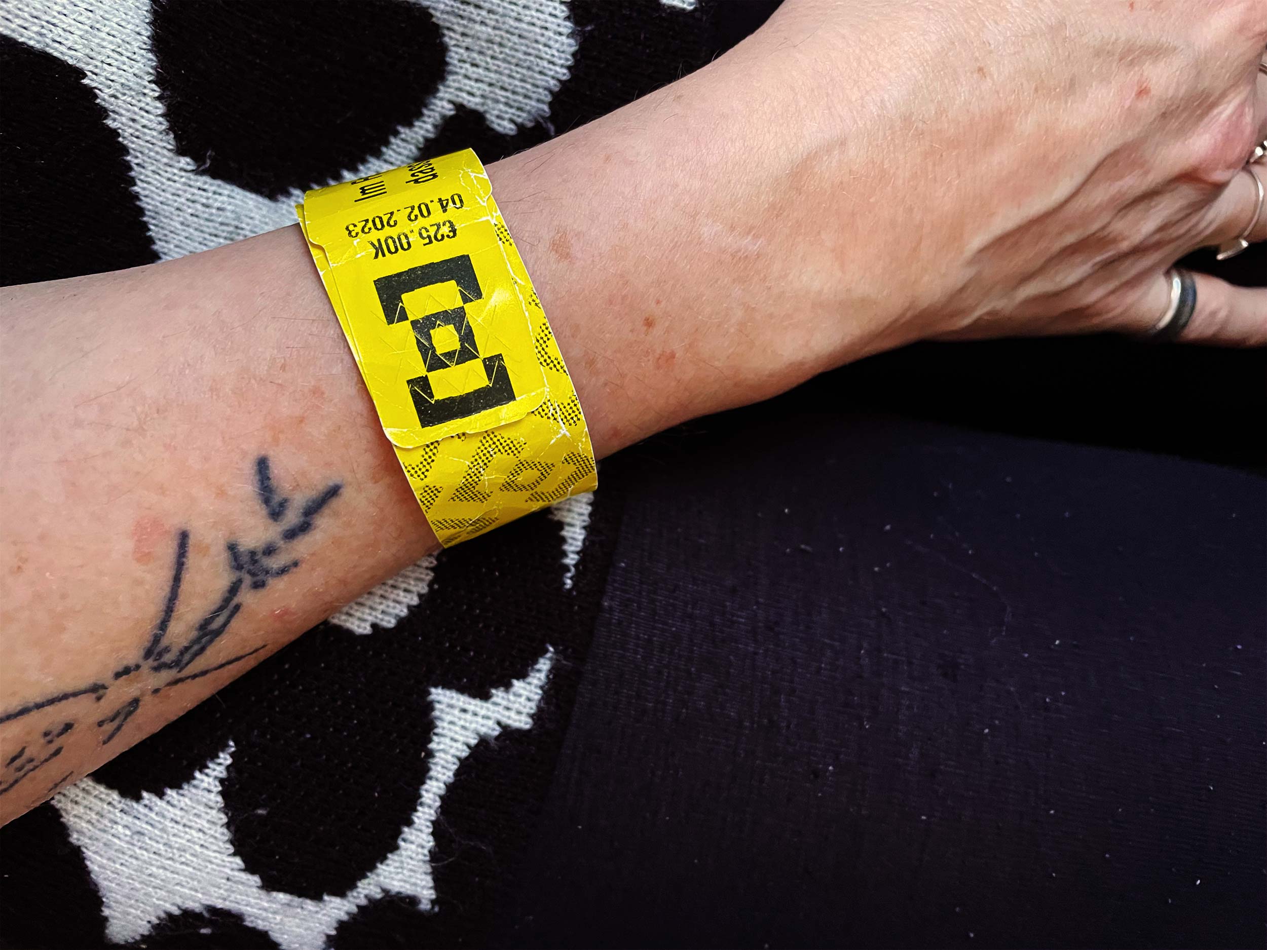 Daytripping: Dancing into the folds of time