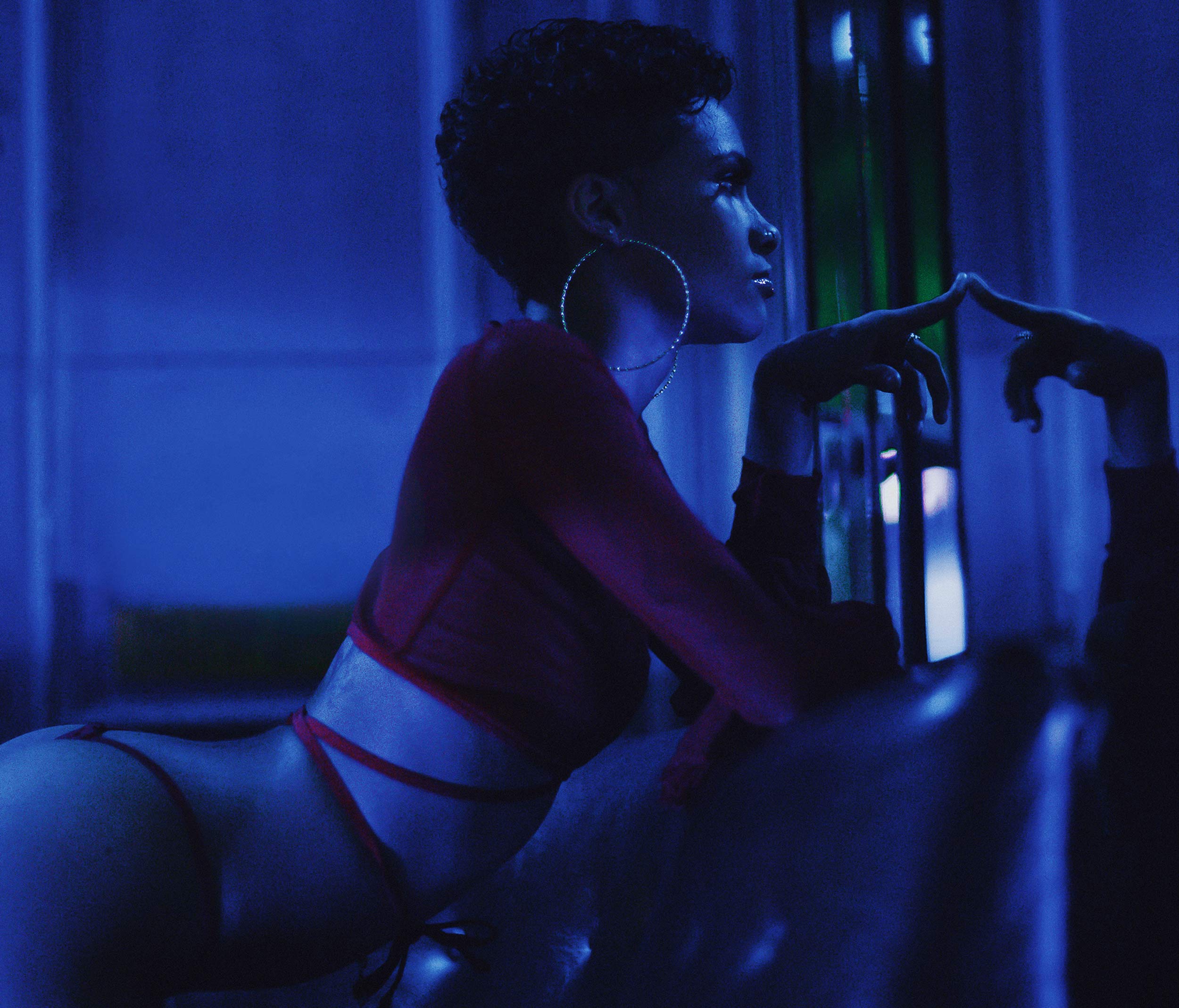 At Club Onyx, Adrienne Raquel documents the reality behind the strip club’s fantasy