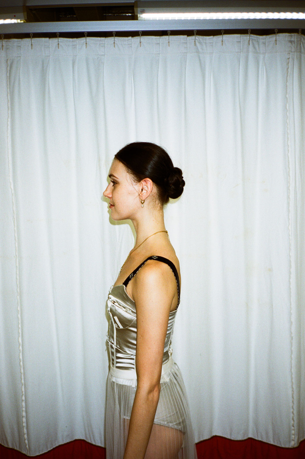 Erdem Moralıoğlu’s costuming bridges dynamism with delicacy