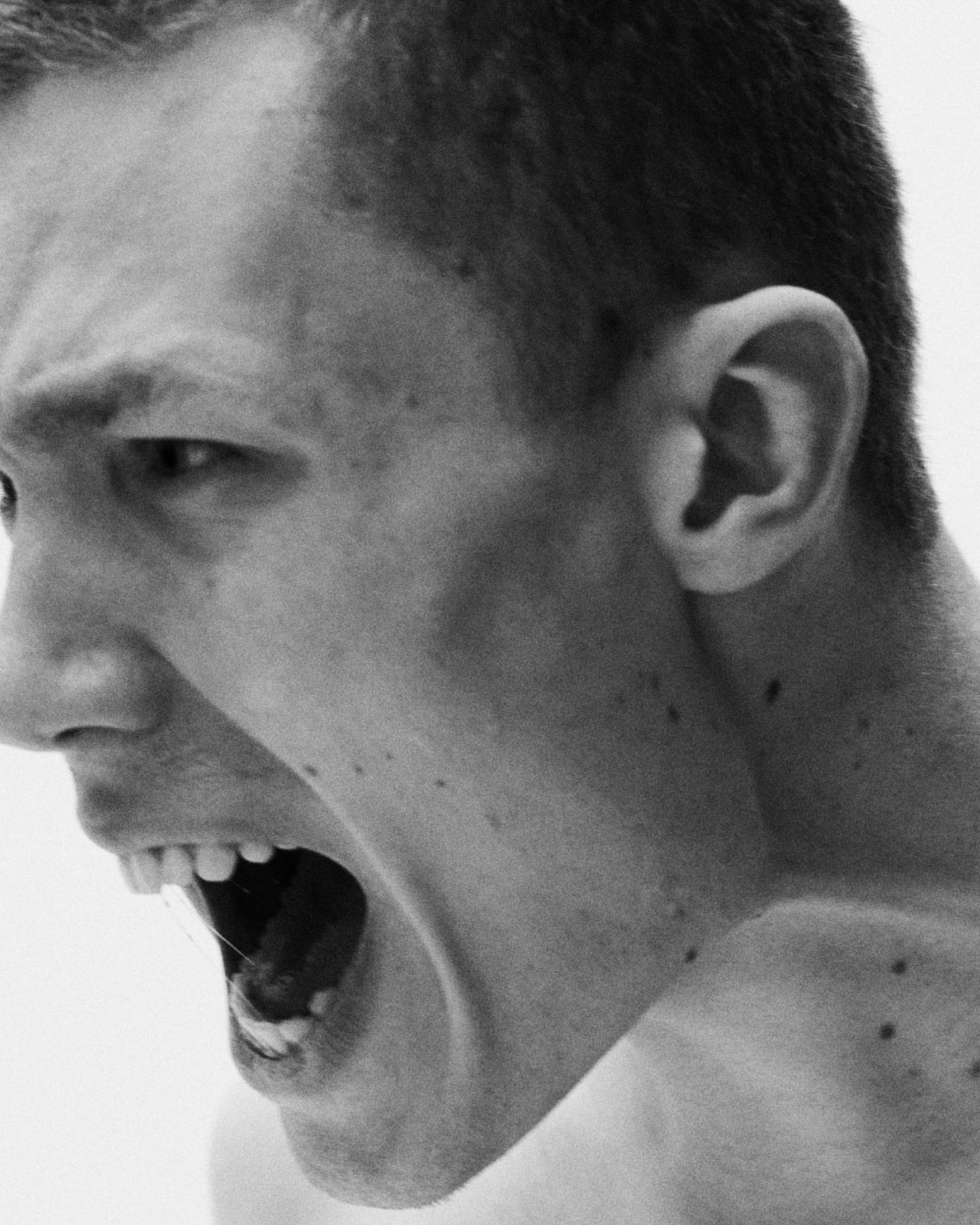 Portraits of Brussels’s free party movement, through James Brodribb’s lens