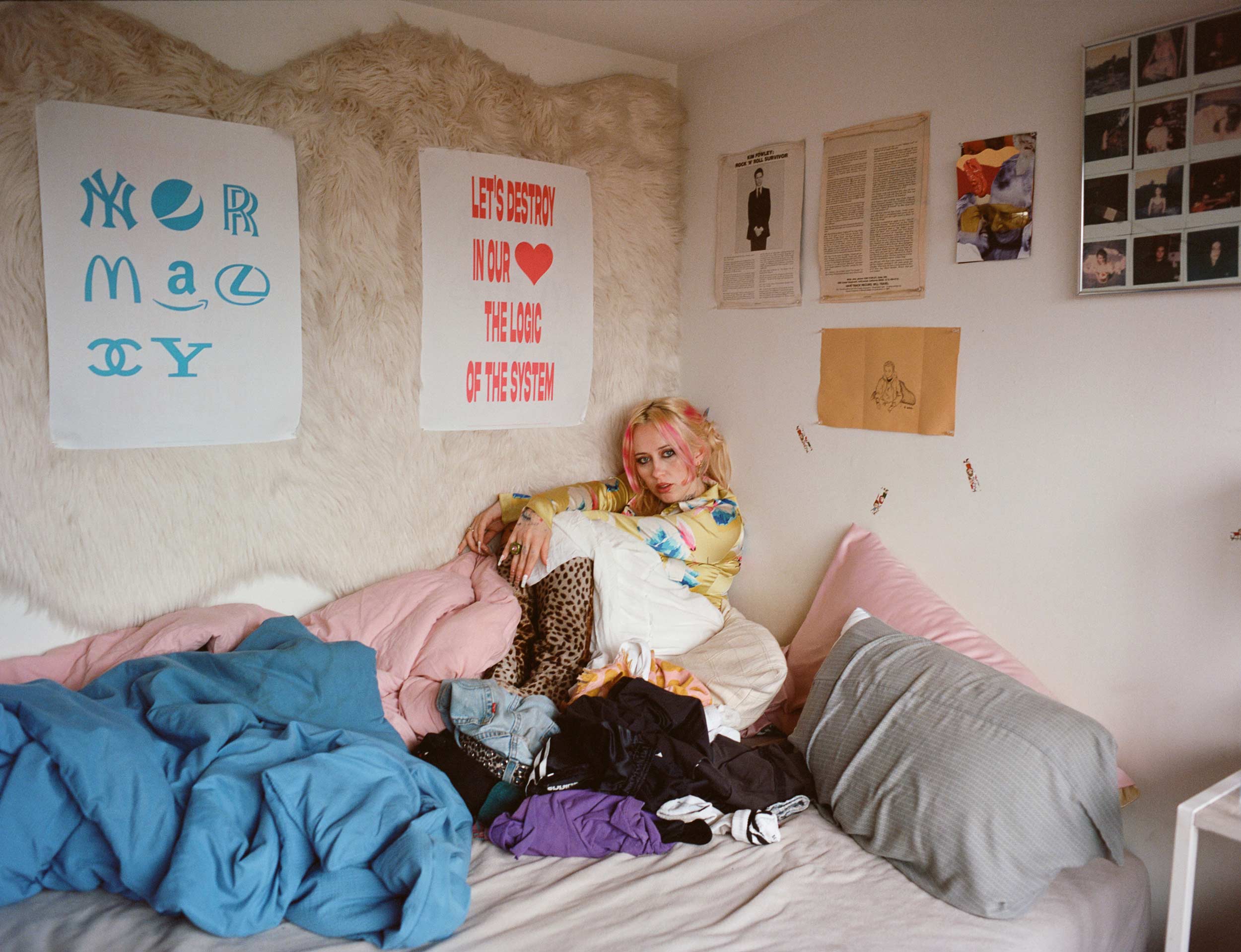 On ‘Dystopia Girl’, Harmony plays dress-up