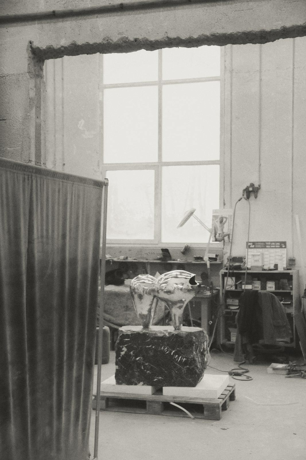 Katharina Kaminski fashions beings from fire and clay