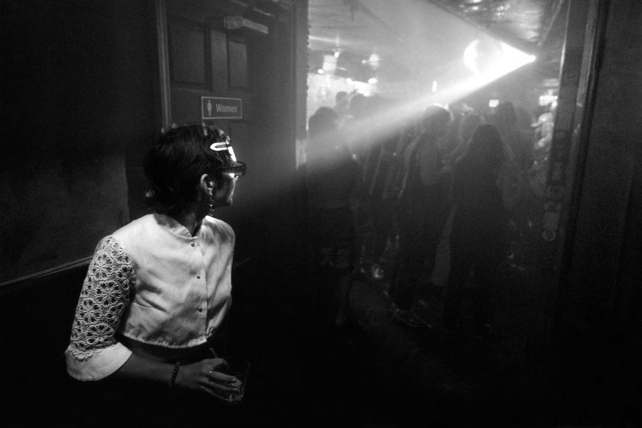 Marcus Maddox captures the everyday romance of the music scene