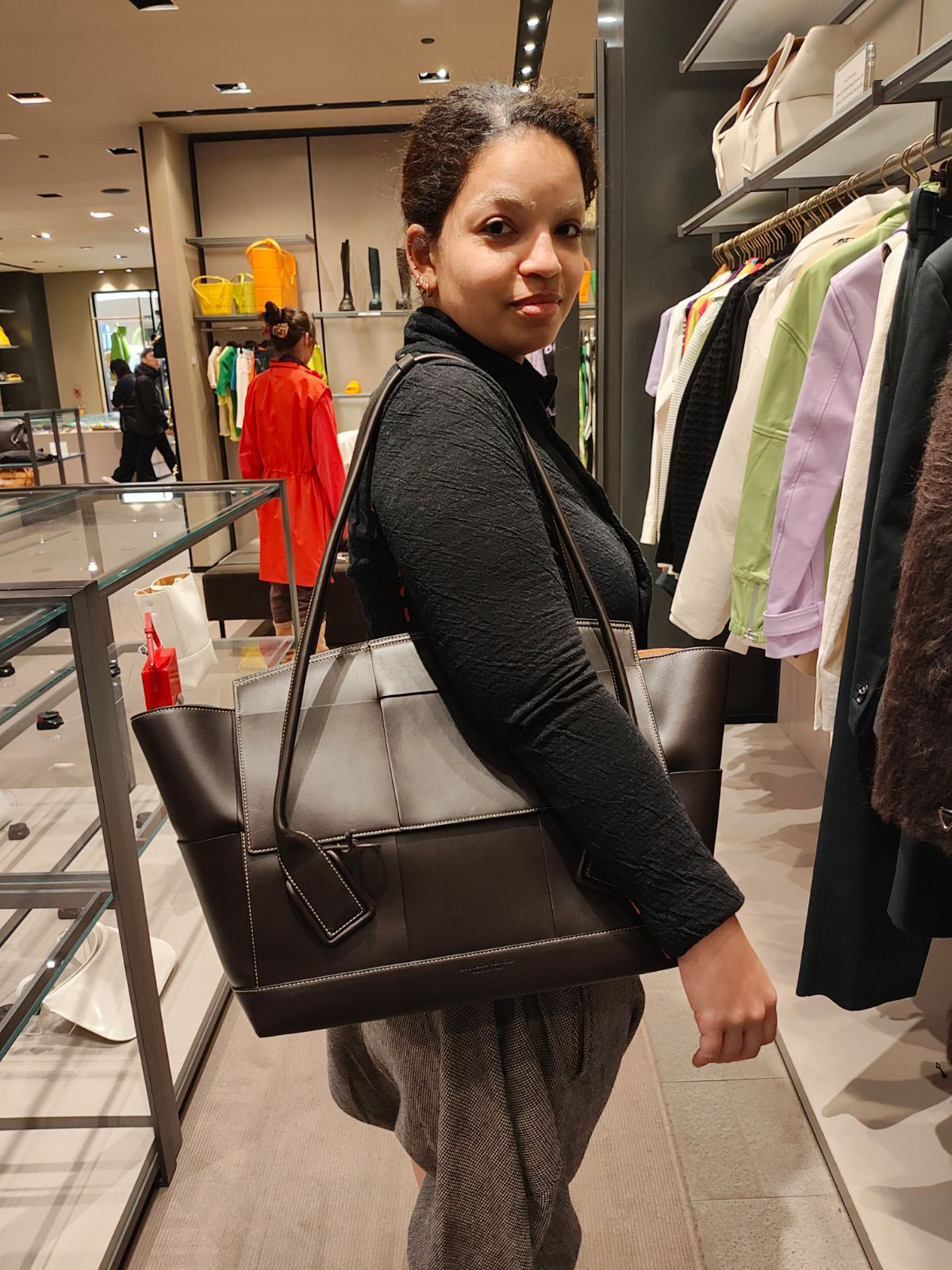 The Shoptimist: A deliberation on object permanence in the Desert Hills Premium Outlets