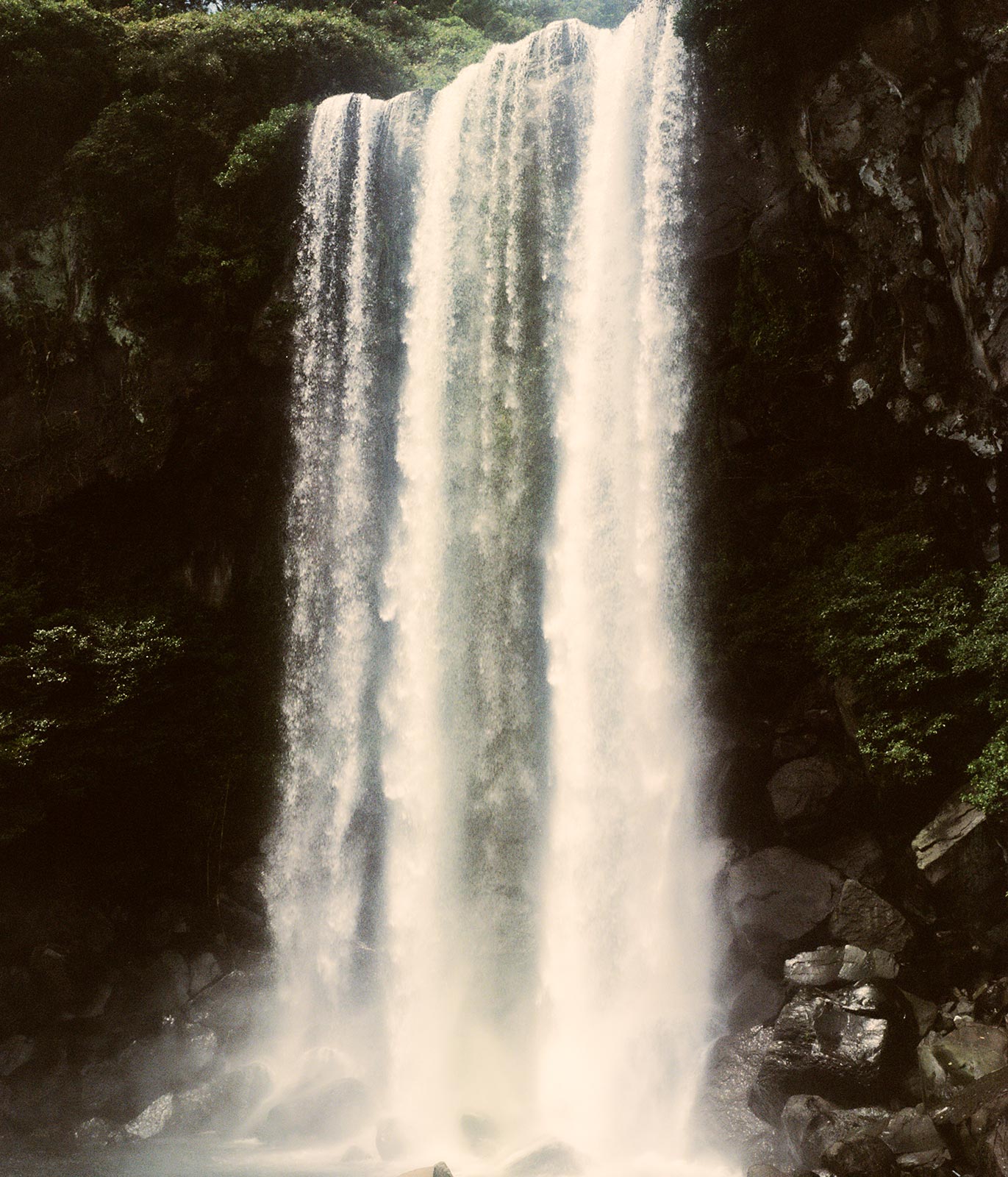 Eduard Sánchez Ribot makes magic of the mundane