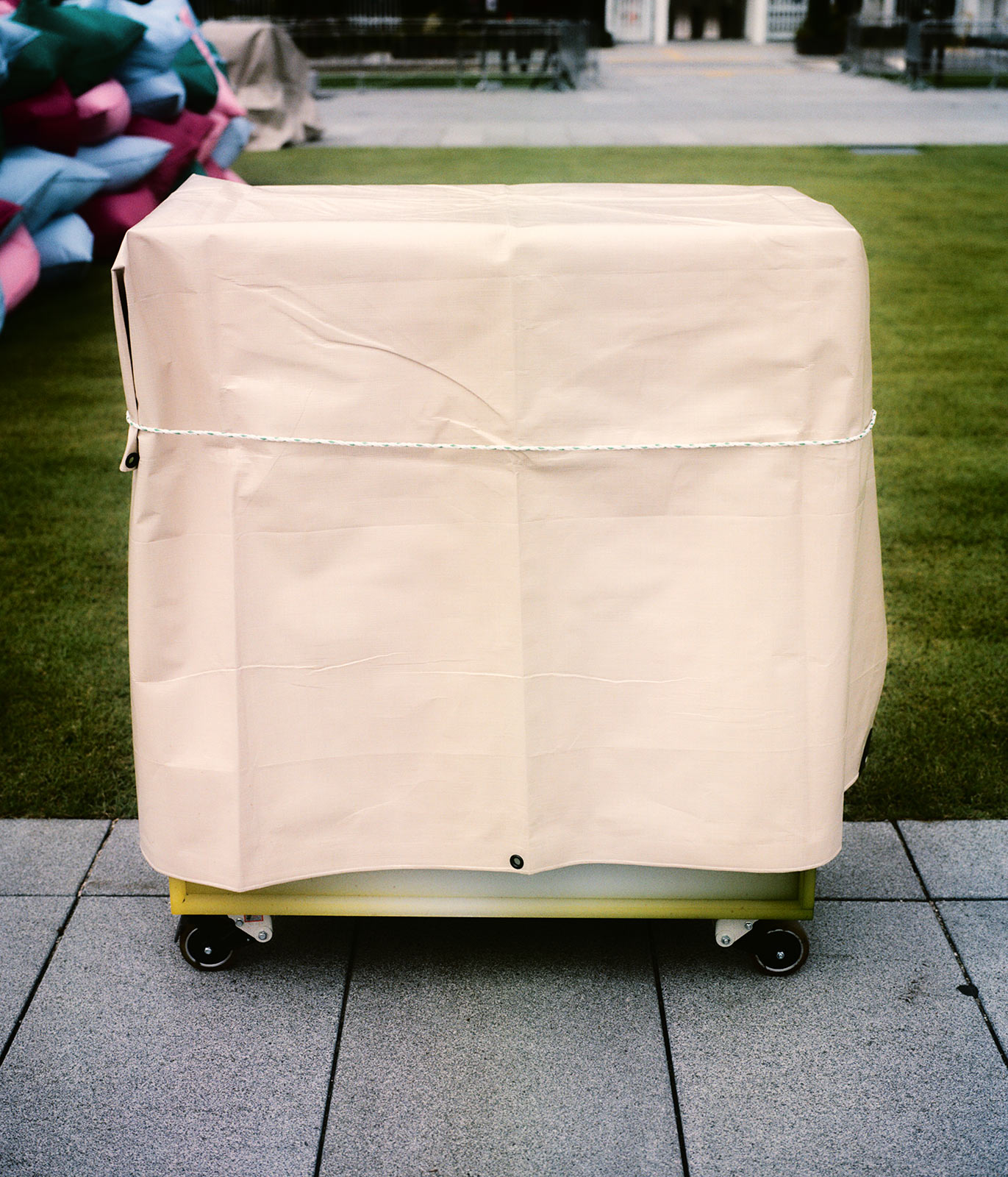 Eduard Sánchez Ribot makes magic of the mundane