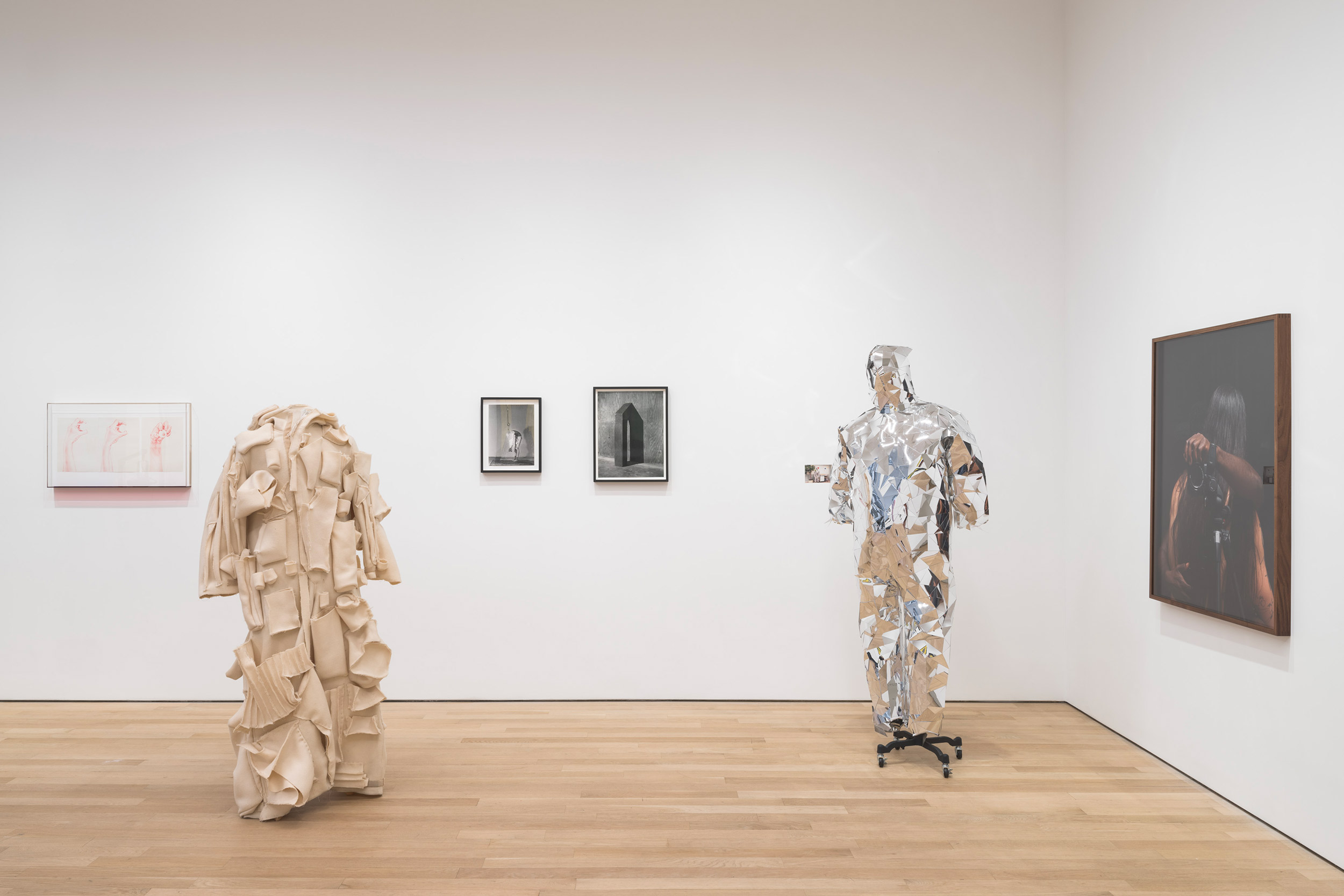 PPOW’s current exhibition ‘Airhead’ schools viewers on the art of education