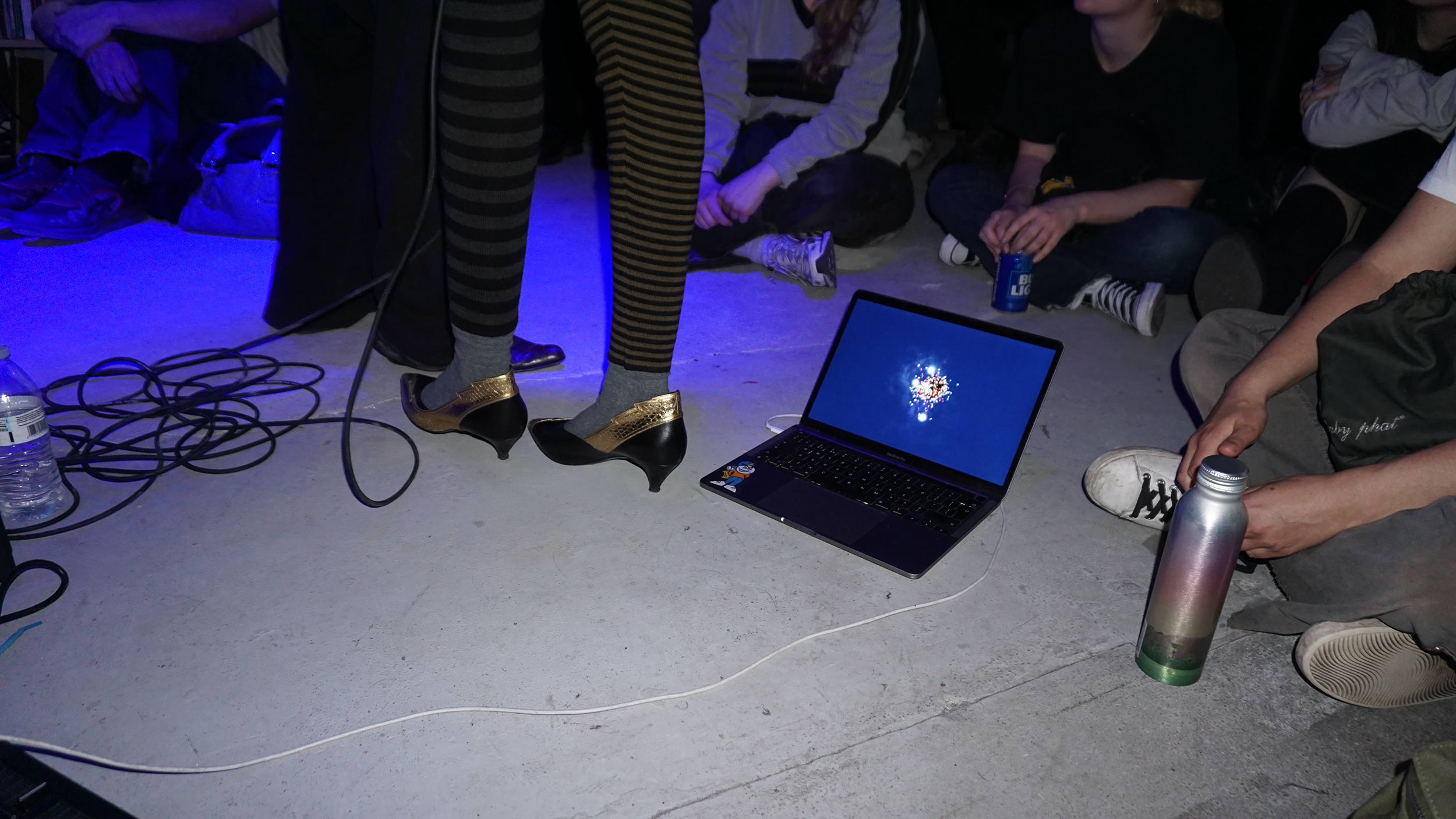 Experimental pop duo NEW YORK’s ‘rapstar*’ maintains an artful anonymity