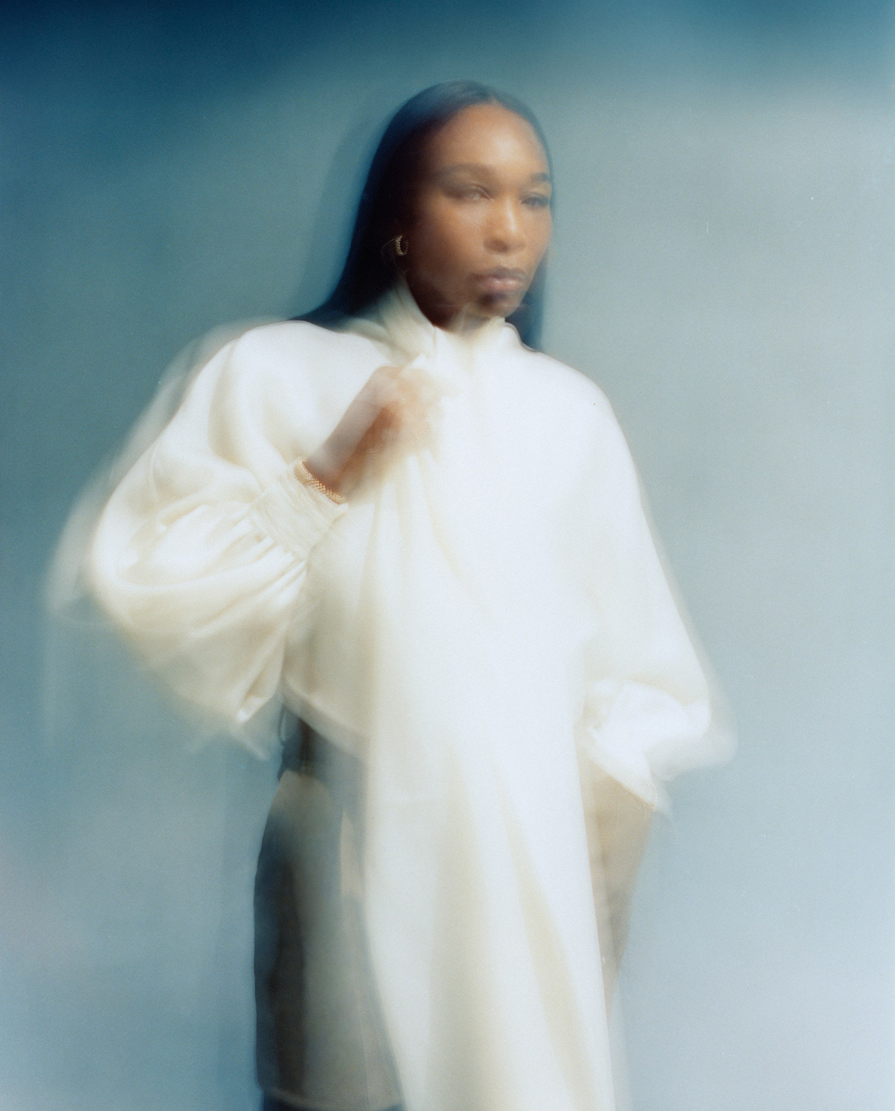 Venus Williams expresses generosity through style and sport