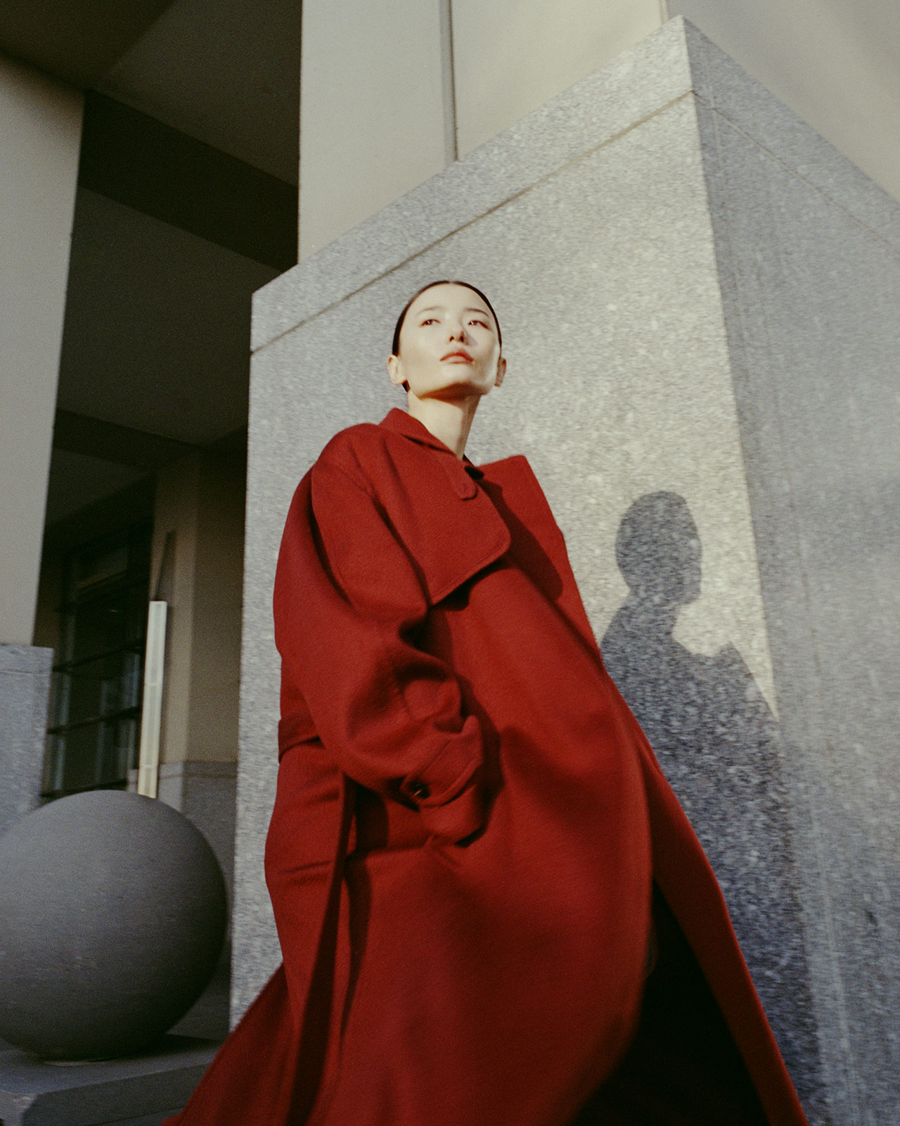 Brioni’s Spring/Summer 2025 La Donna collection unites traditional craftsmanship and contemporary elegance