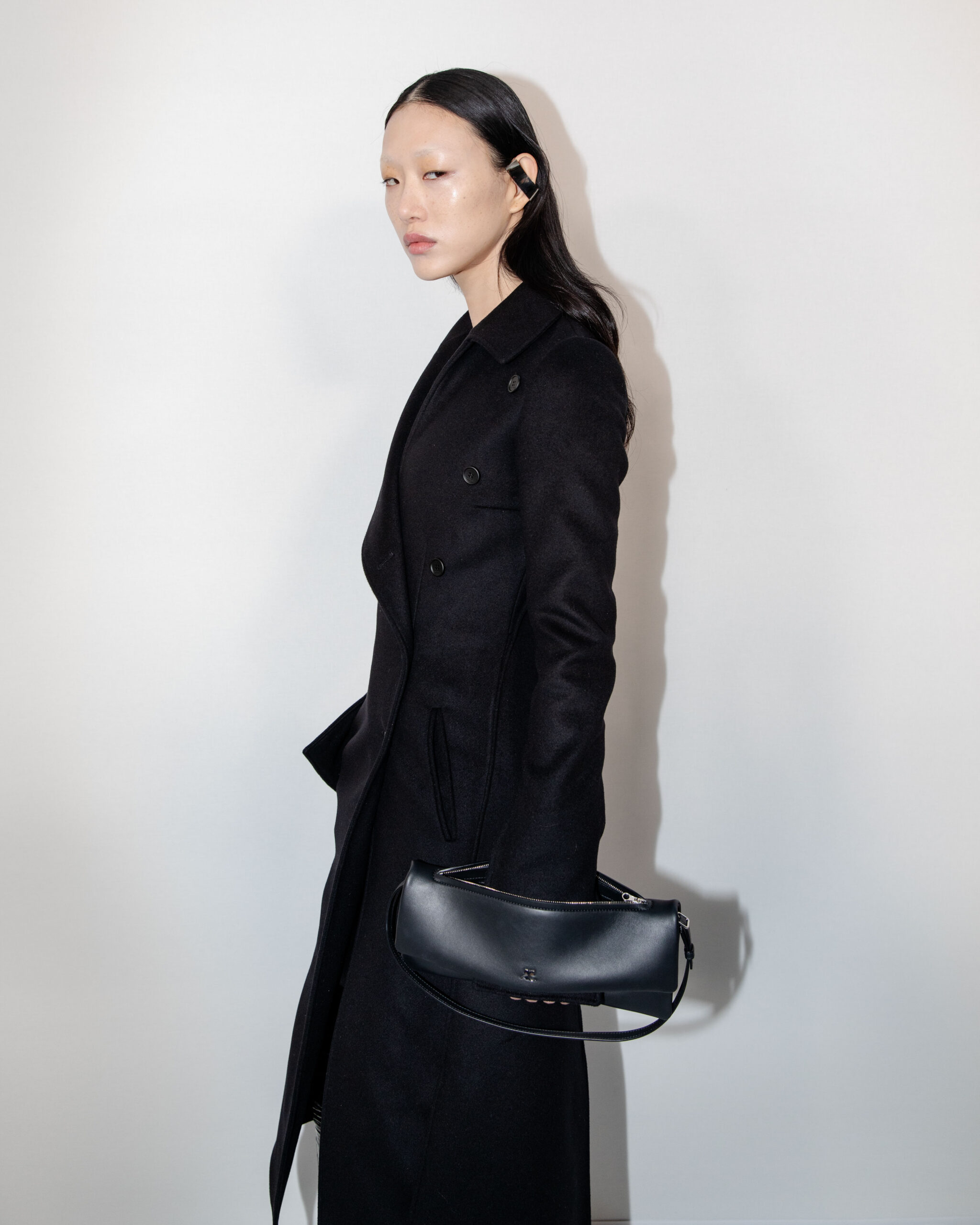 Nicolas Di Felice performs another magic act