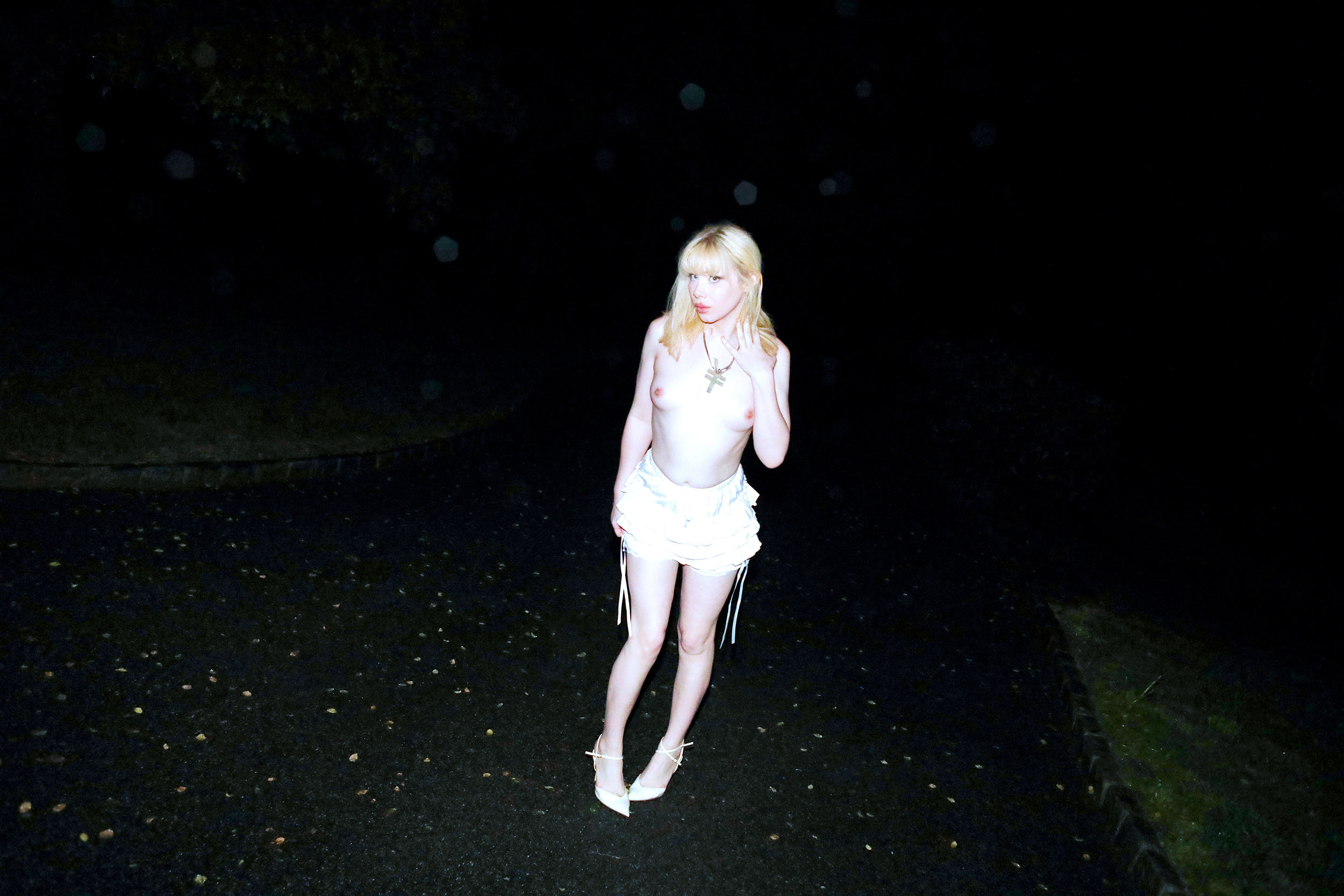 Angel’s share: out of town, in the flesh