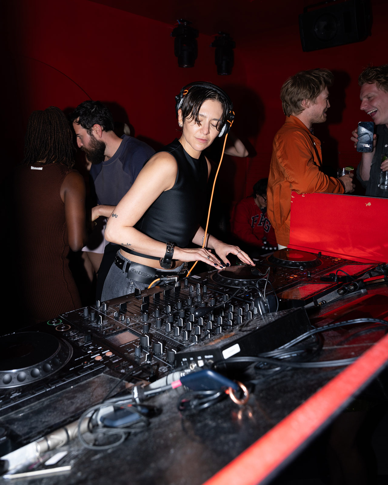 Document Celebrates Spring/Summer 2025 at Jean’s with Joe Alwyn and JW Anderson