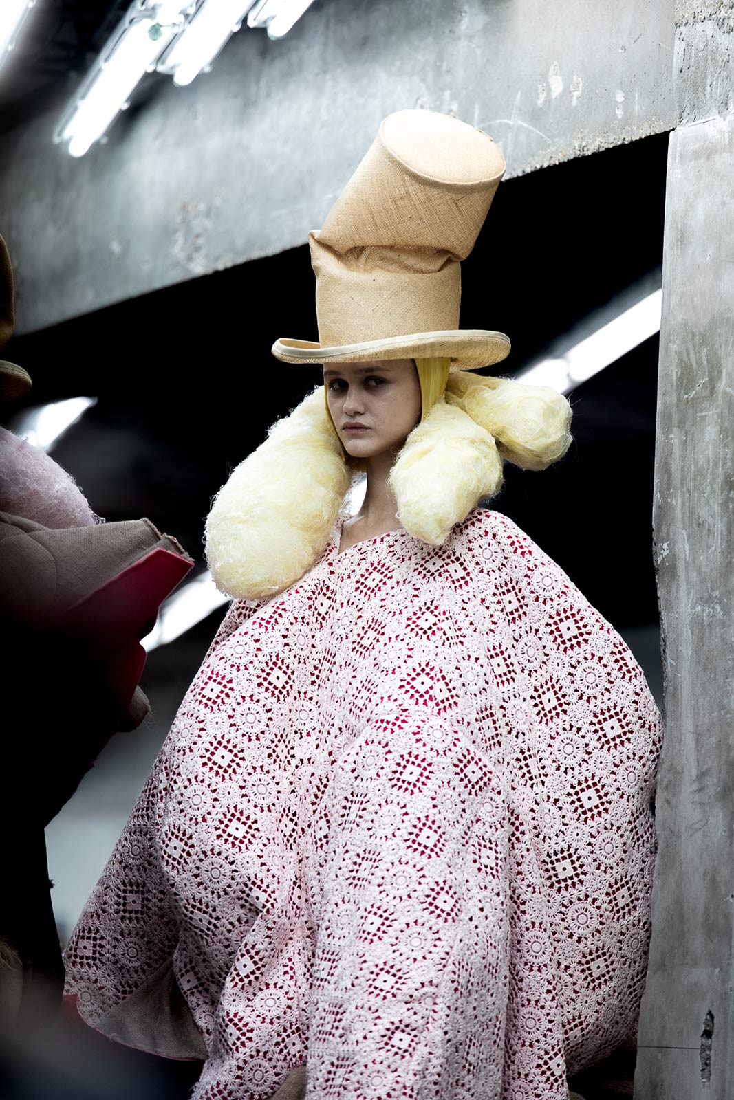 Whimsy by way of distortion in Comme des Garçons SS26